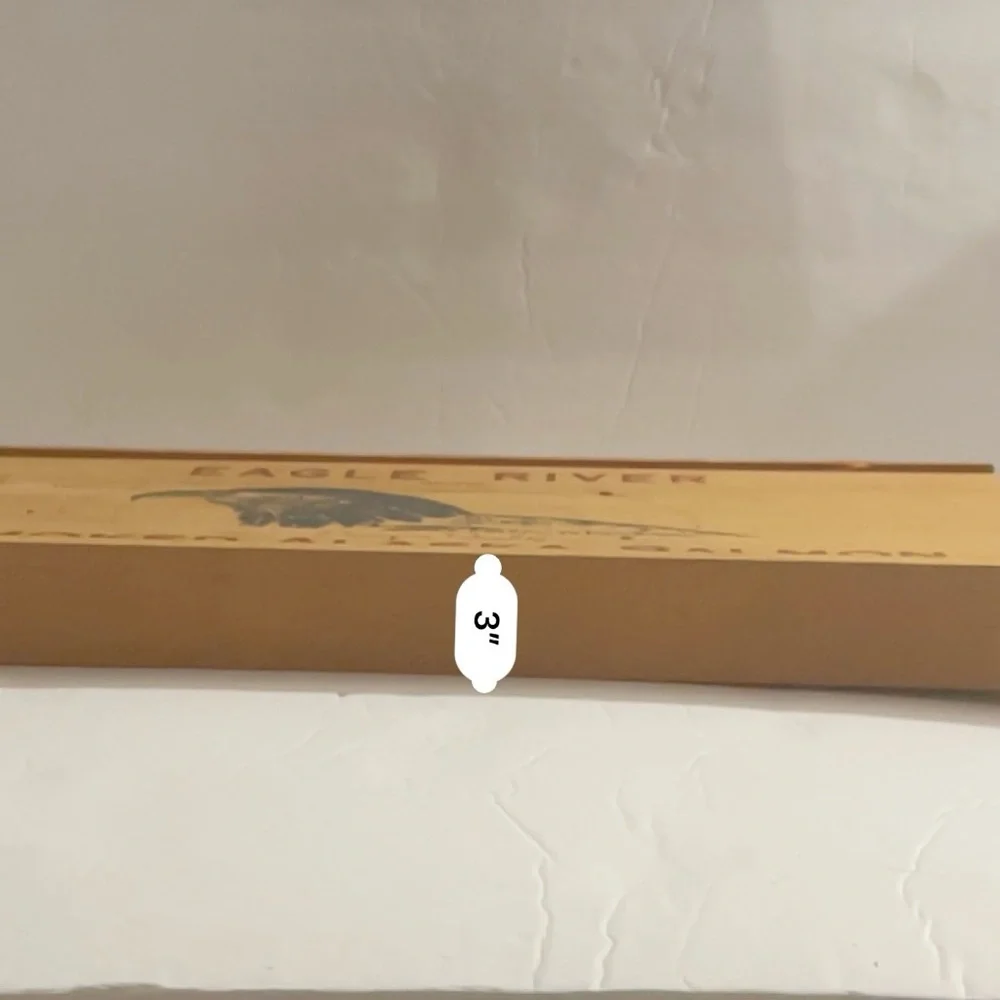 Vintage Eagle River Smoked Alabama Salmon Wooden Box